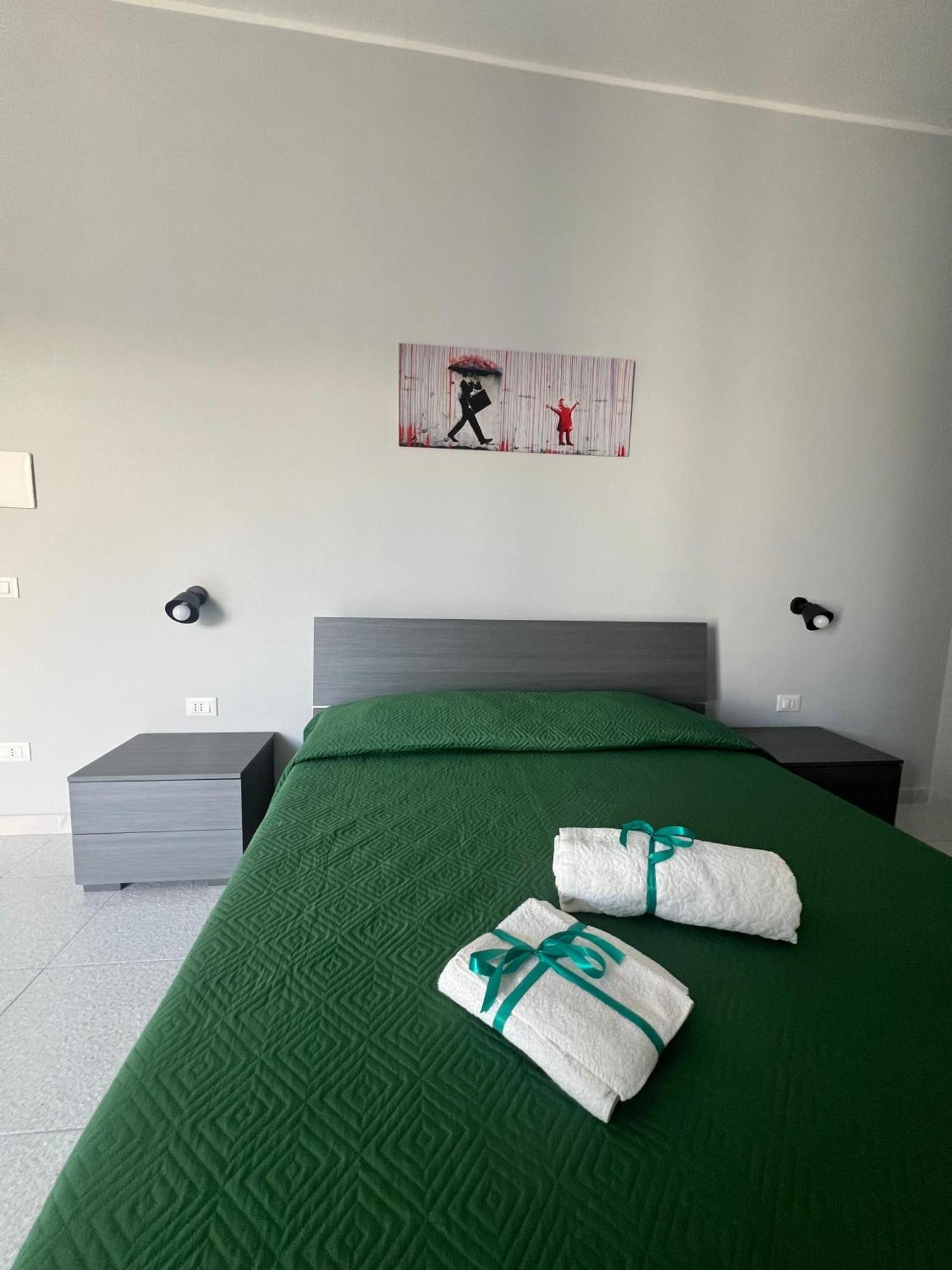Settetrequattro Rooms Syrakus Exterior foto