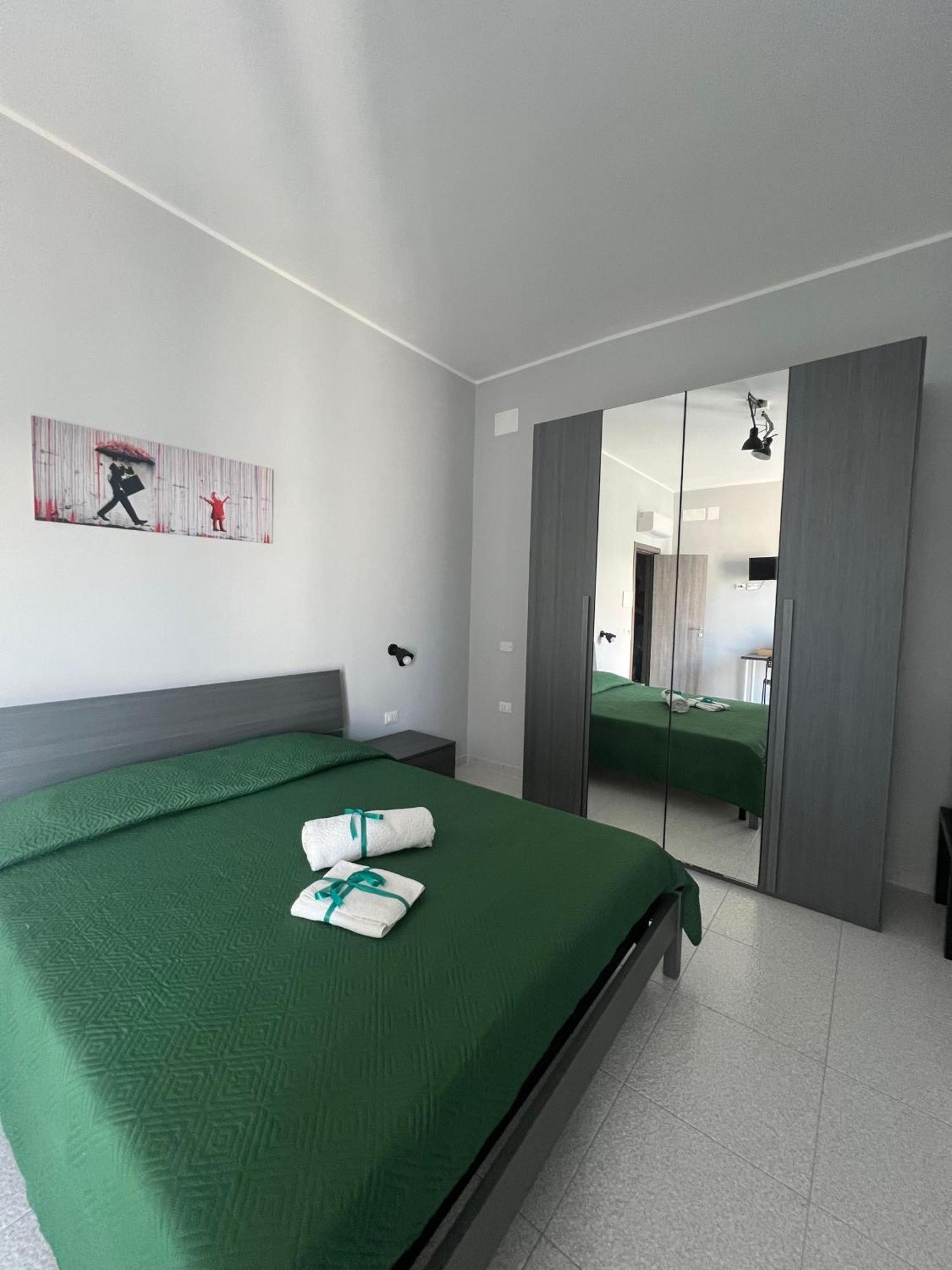 Settetrequattro Rooms Syrakus Exterior foto